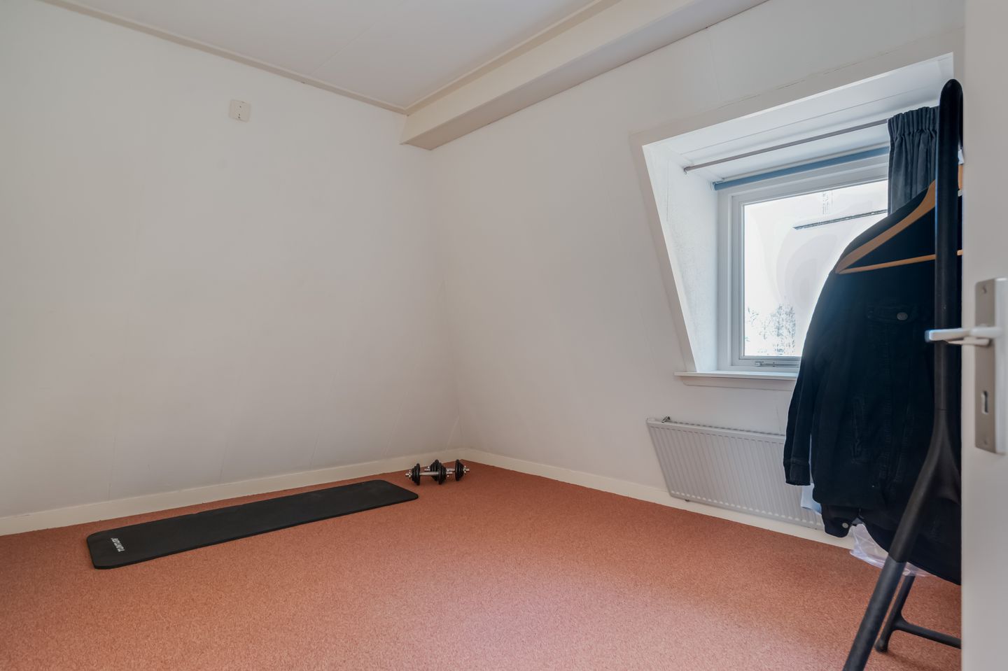 Foto 35 van Neerwoldstraat 2