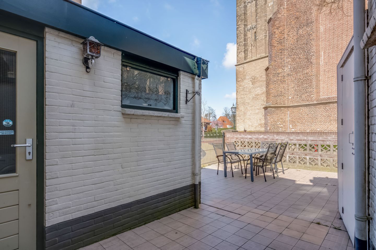 Foto 40 van Neerwoldstraat 2