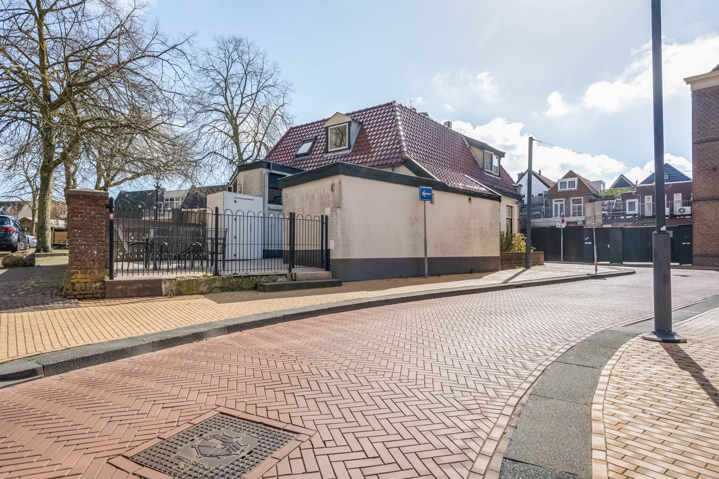 Foto 50 van Neerwoldstraat 2