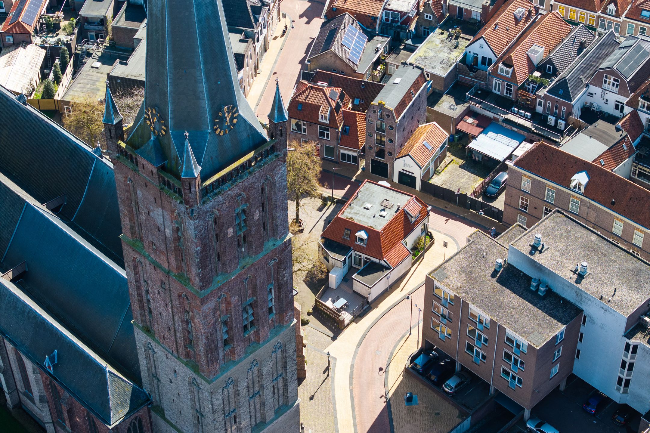 Foto 51 van Neerwoldstraat 2