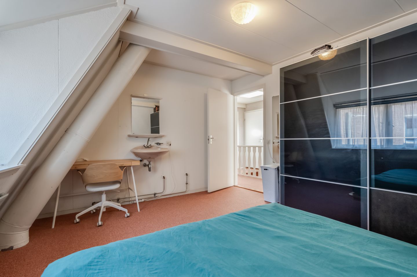 Foto 34 van Neerwoldstraat 2