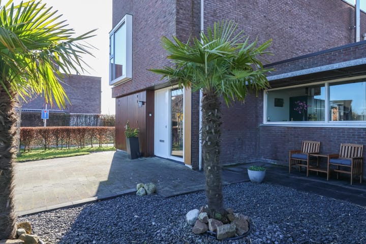 Foto 3 van Suder Stienplaat 125