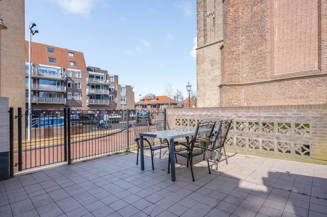 Foto 41 van Neerwoldstraat 2