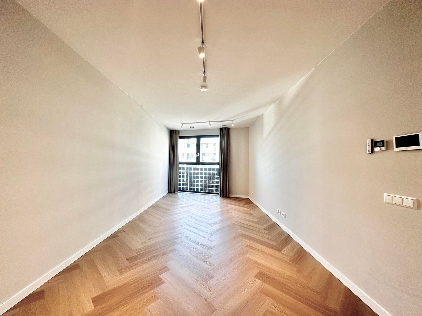 Foto 4 van Lutonhof 375