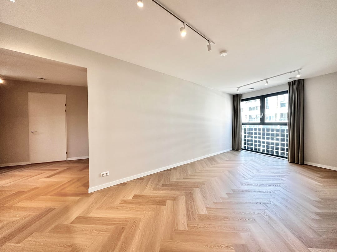 Foto 8 van Lutonhof 375