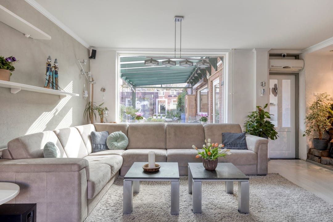 Foto 16 van Prof. R. Regoutstraat 33