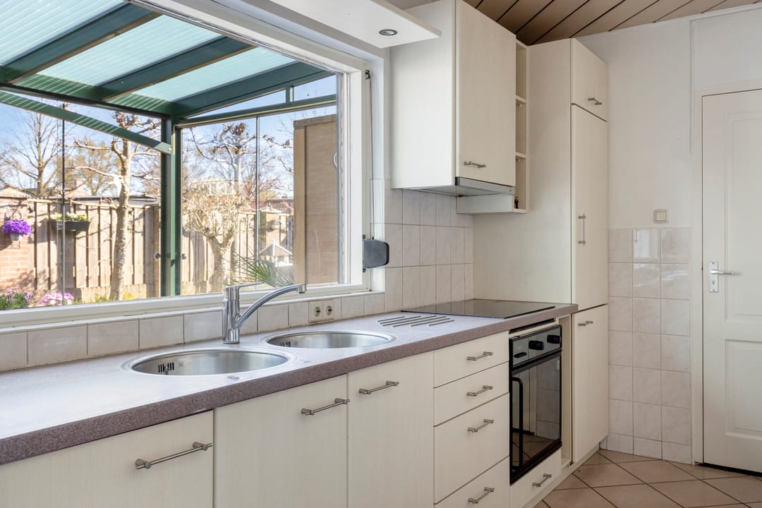 Foto 22 van Prof. R. Regoutstraat 33