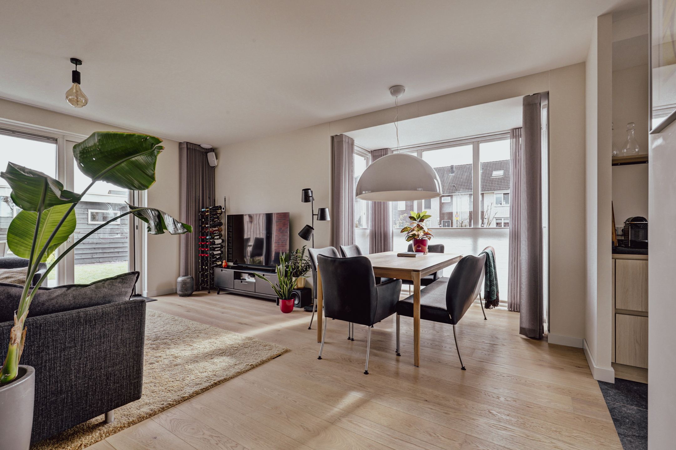 Foto 12 van Courtine 2