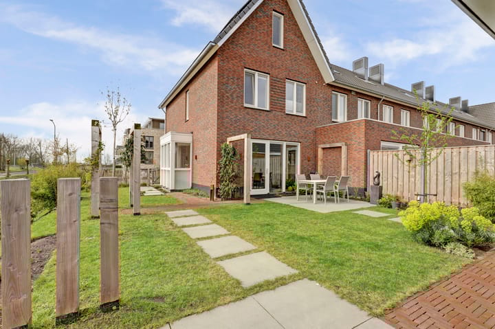 Foto 2 van Courtine 2