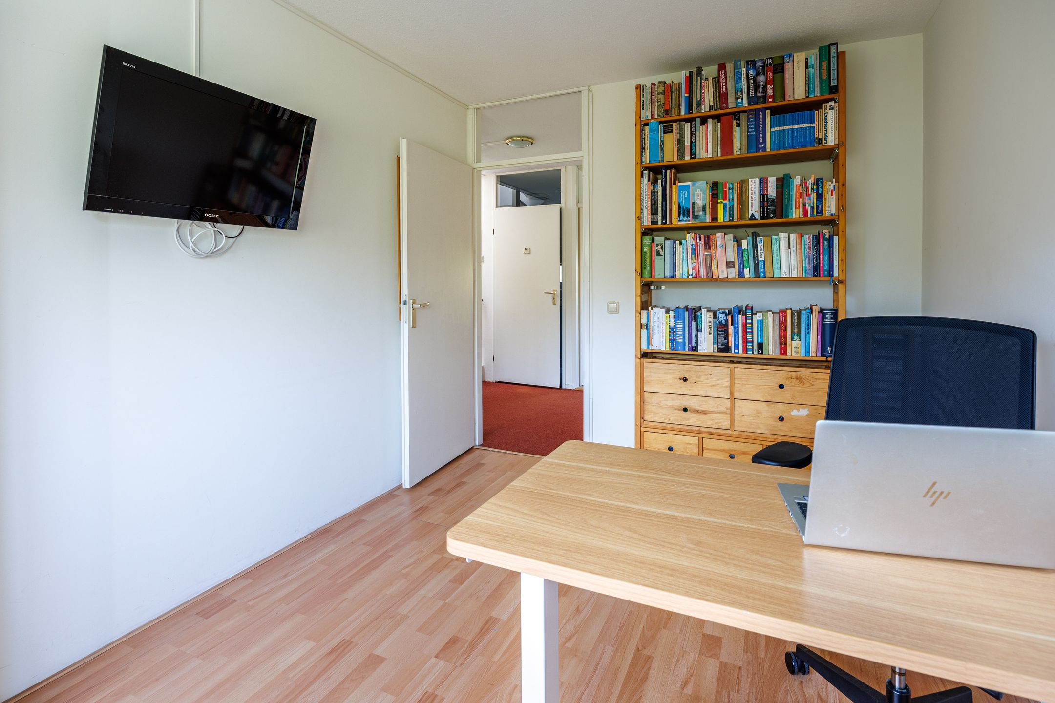 Spacious Corner Home with Water Views in Delft's Green Ecodus Neighborhood — 33