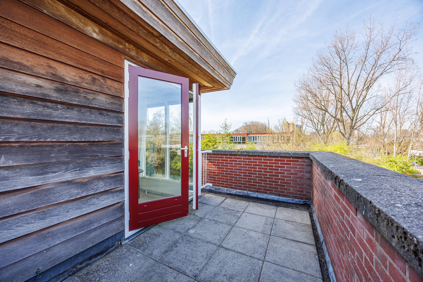 Spacious Corner Home with Water Views in Delft's Green Ecodus Neighborhood — 44