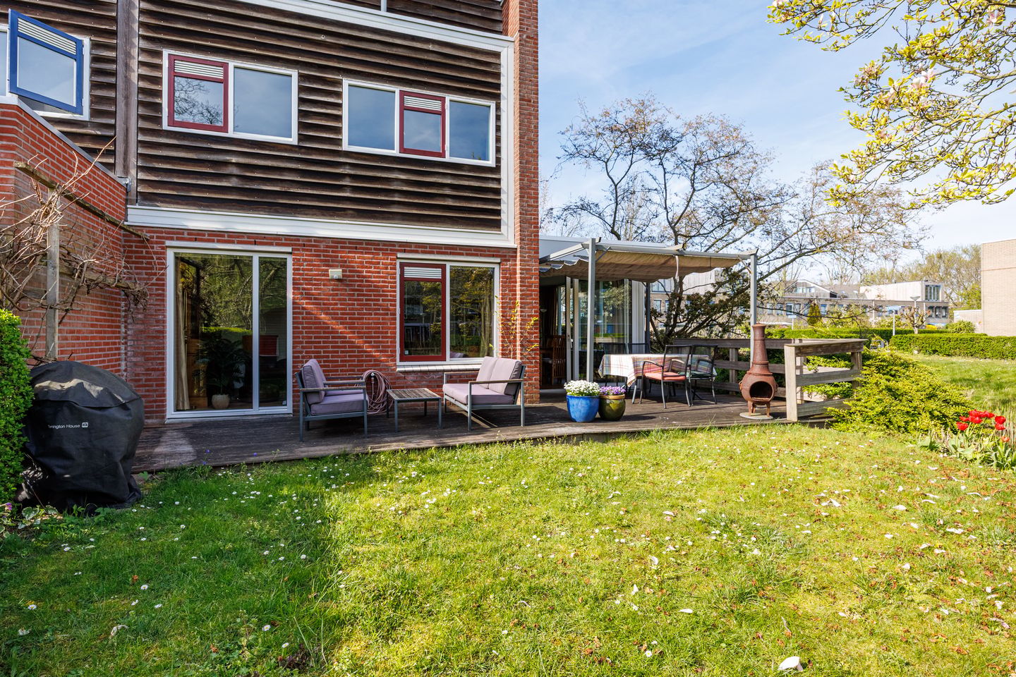 Spacious Corner Home with Water Views in Delft's Green Ecodus Neighborhood — 50