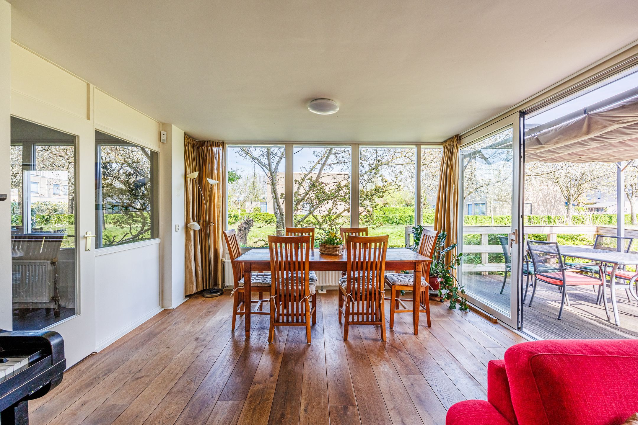 Spacious Corner Home with Water Views in Delft's Green Ecodus Neighborhood — 12