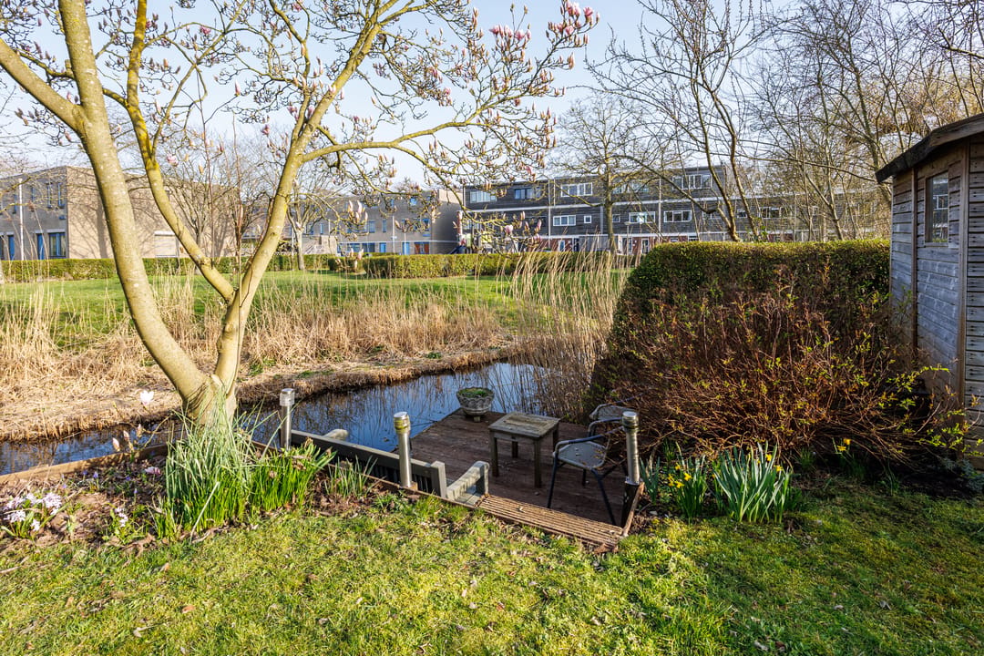 Spacious Corner Home with Water Views in Delft's Green Ecodus Neighborhood — 22