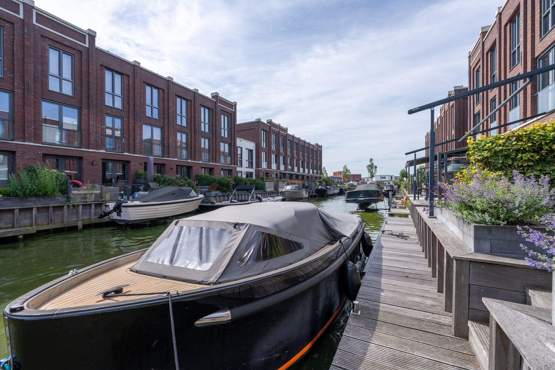 Foto 15 van Thalassa 17