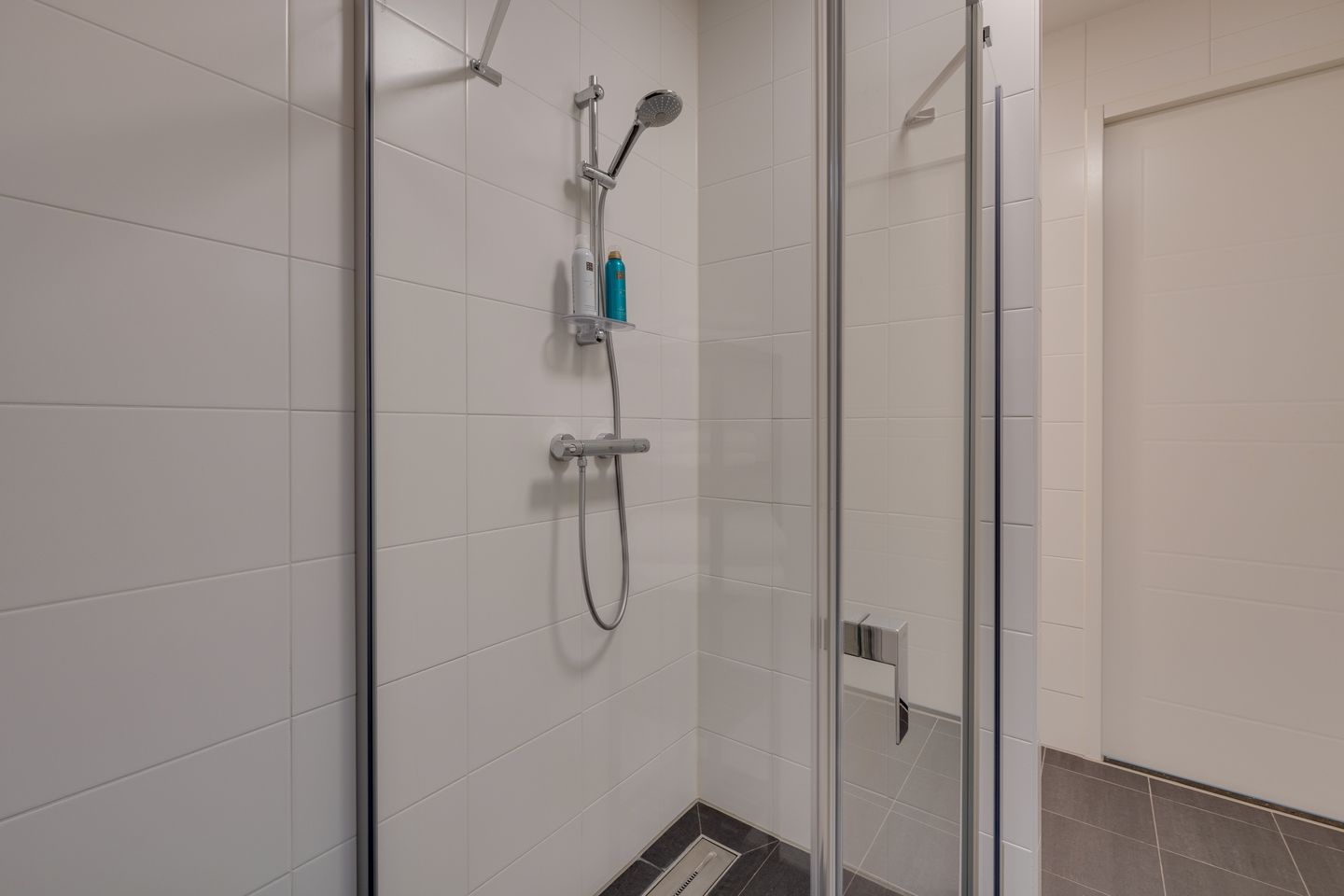 Foto 50 van Thalassa 17