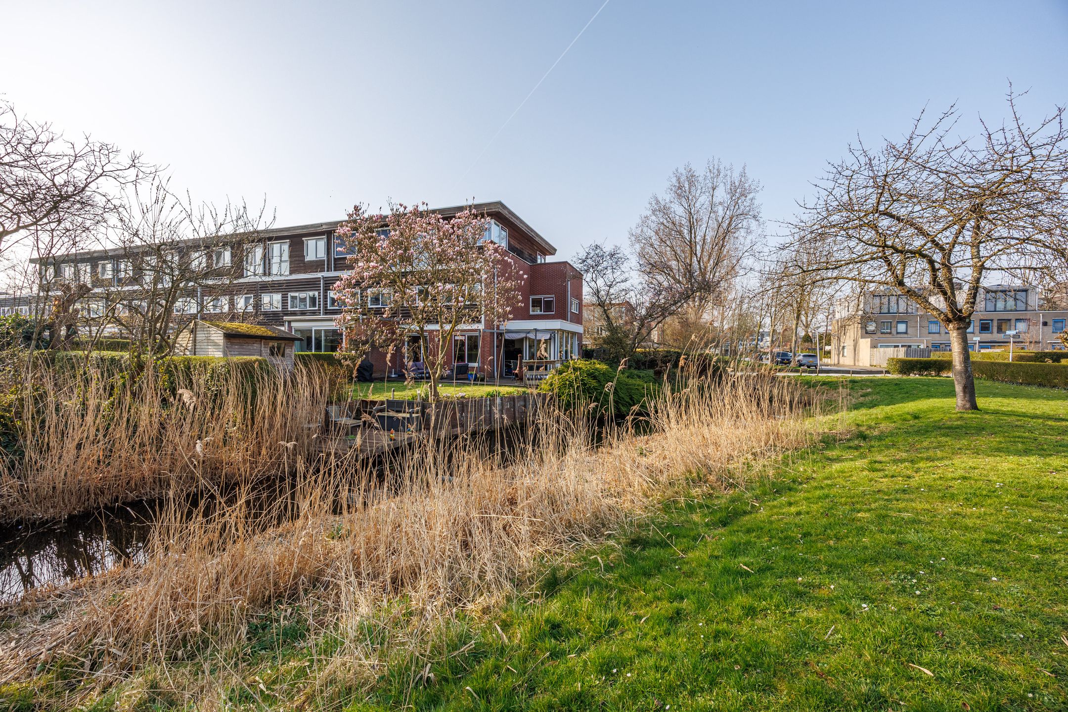 Spacious Corner Home with Water Views in Delft's Green Ecodus Neighborhood — 27