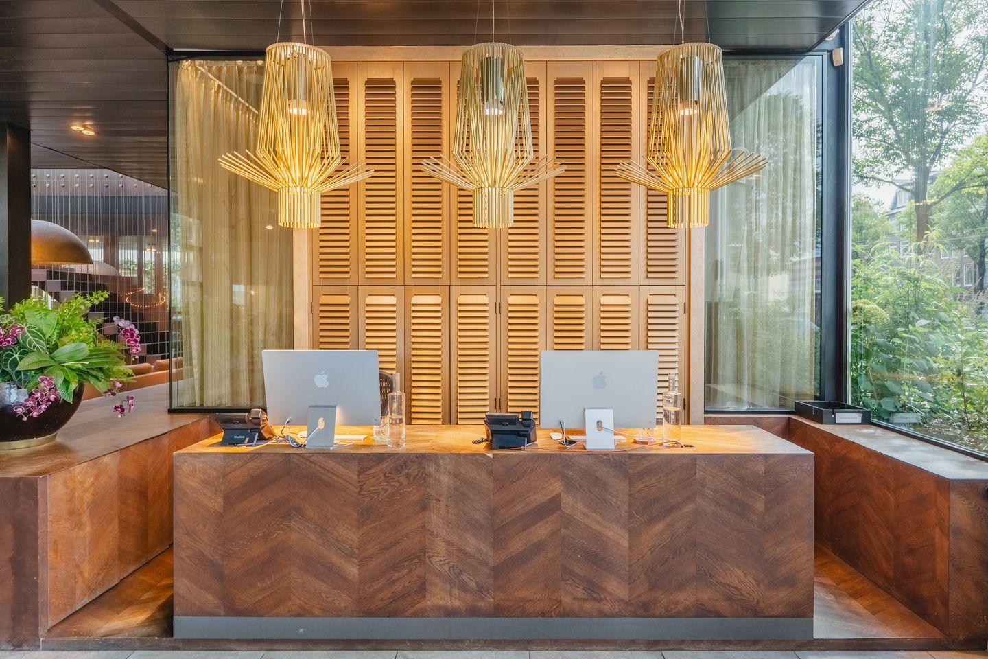 View photo 5 of Muiderstraat 1