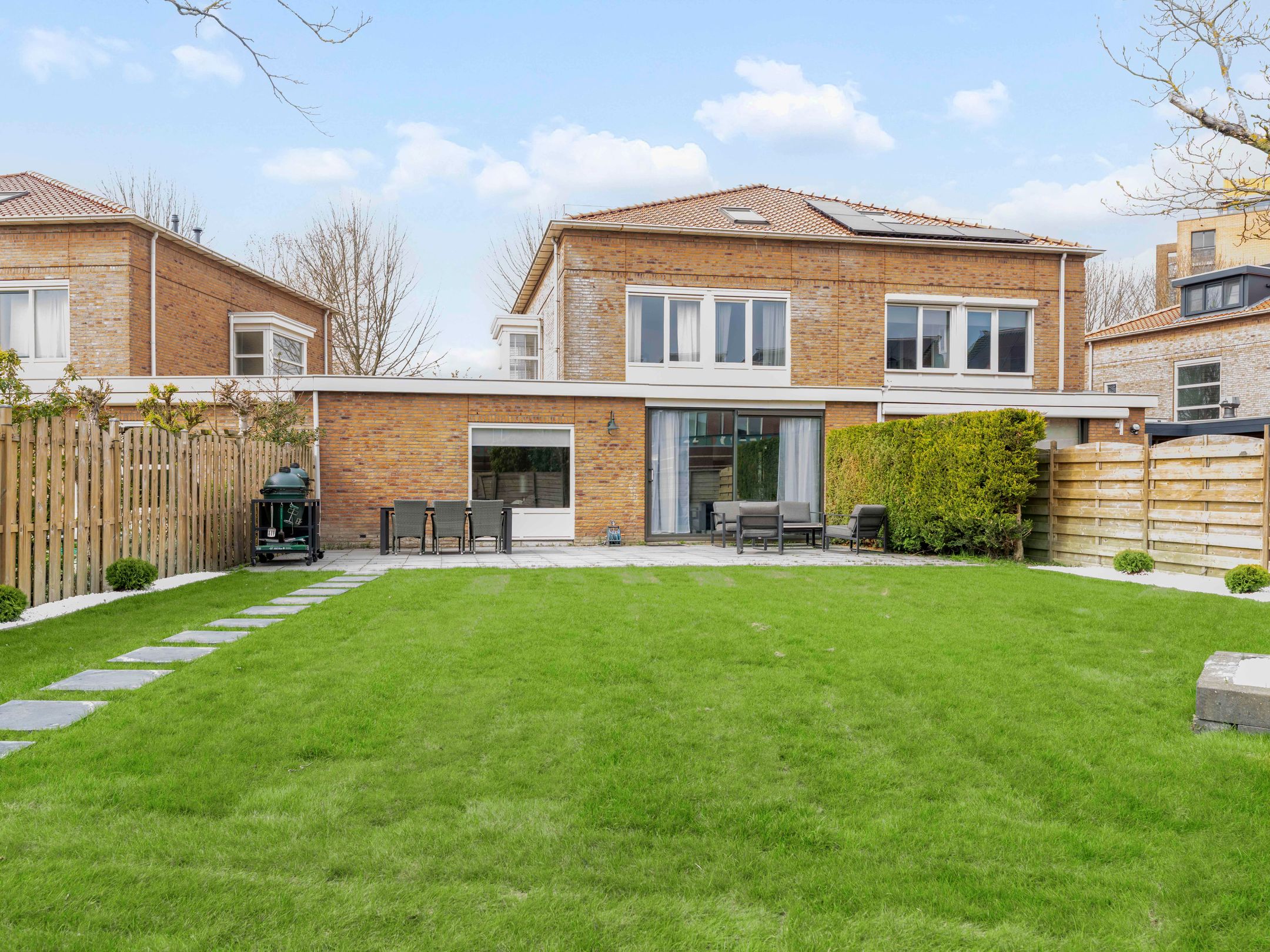 Foto 33 van Meerwedesingel 93