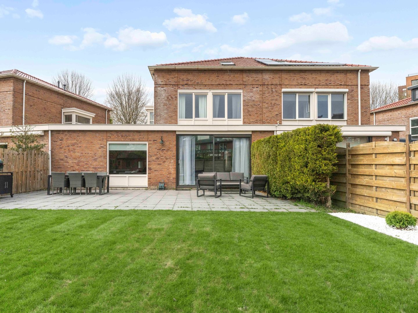 Foto 34 van Meerwedesingel 93