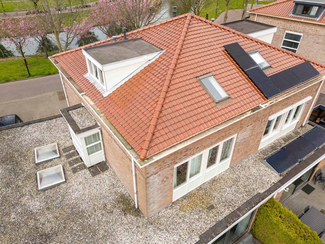 Foto 47 van Meerwedesingel 93