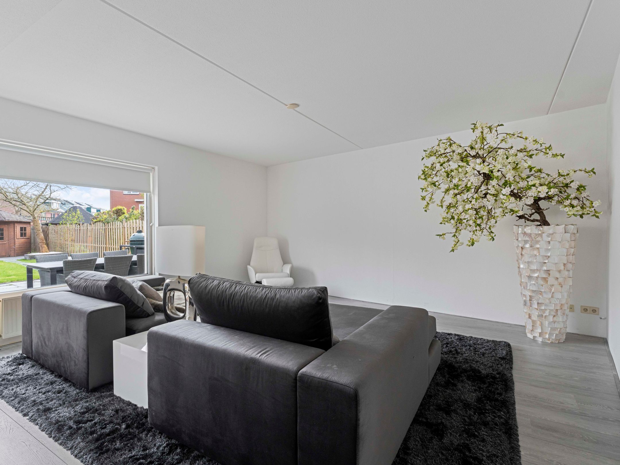 Foto 12 van Meerwedesingel 93