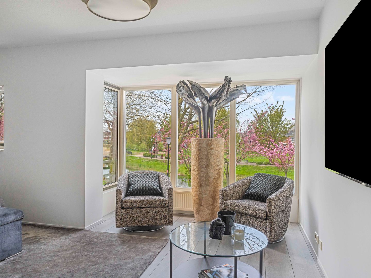 Foto 25 van Meerwedesingel 93