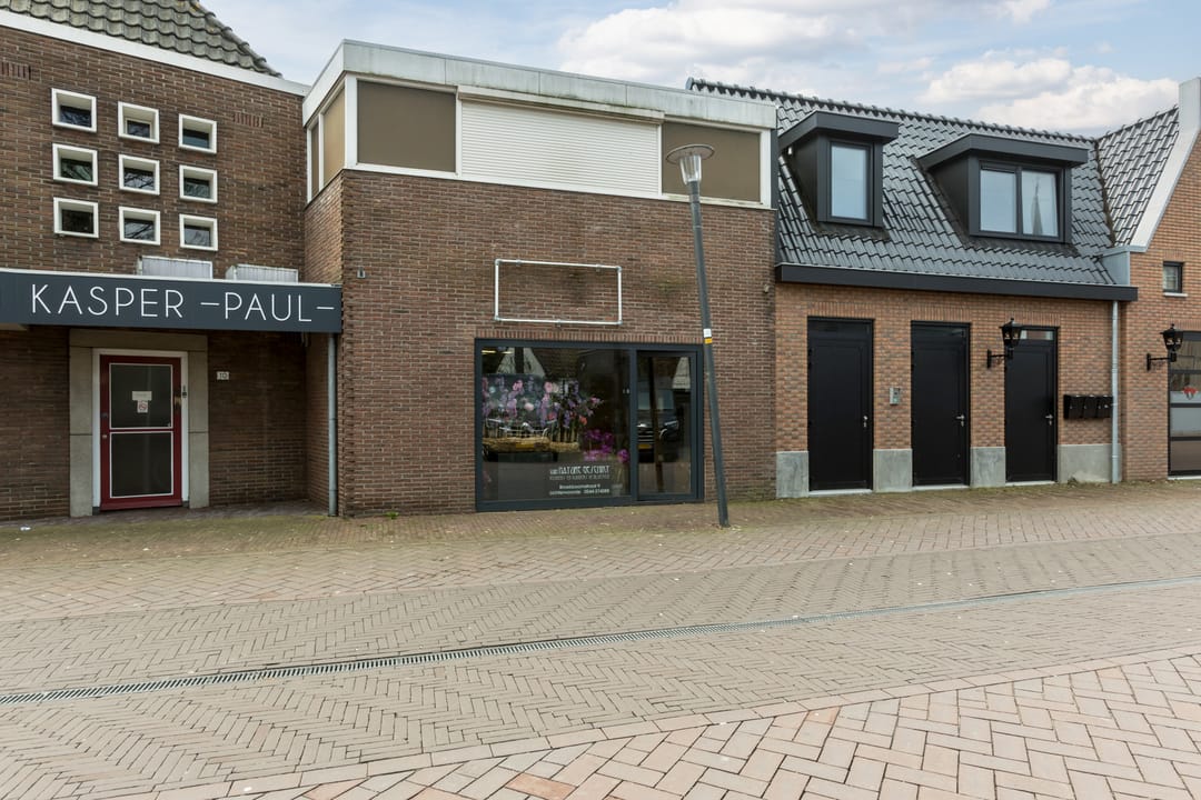 Photo 58 of Molendijk 10