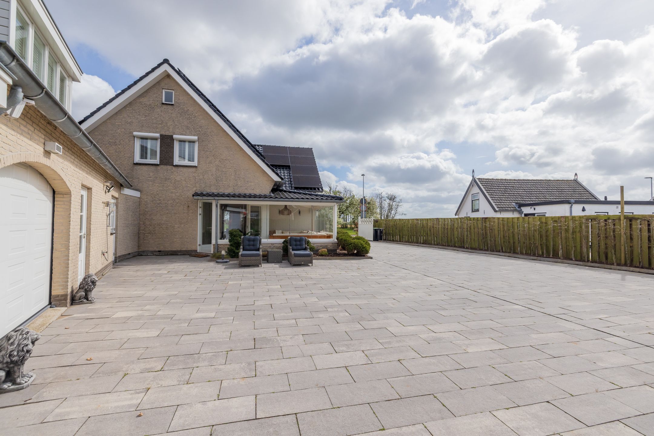 Photo 36 of Willem van der Veldenweg 21