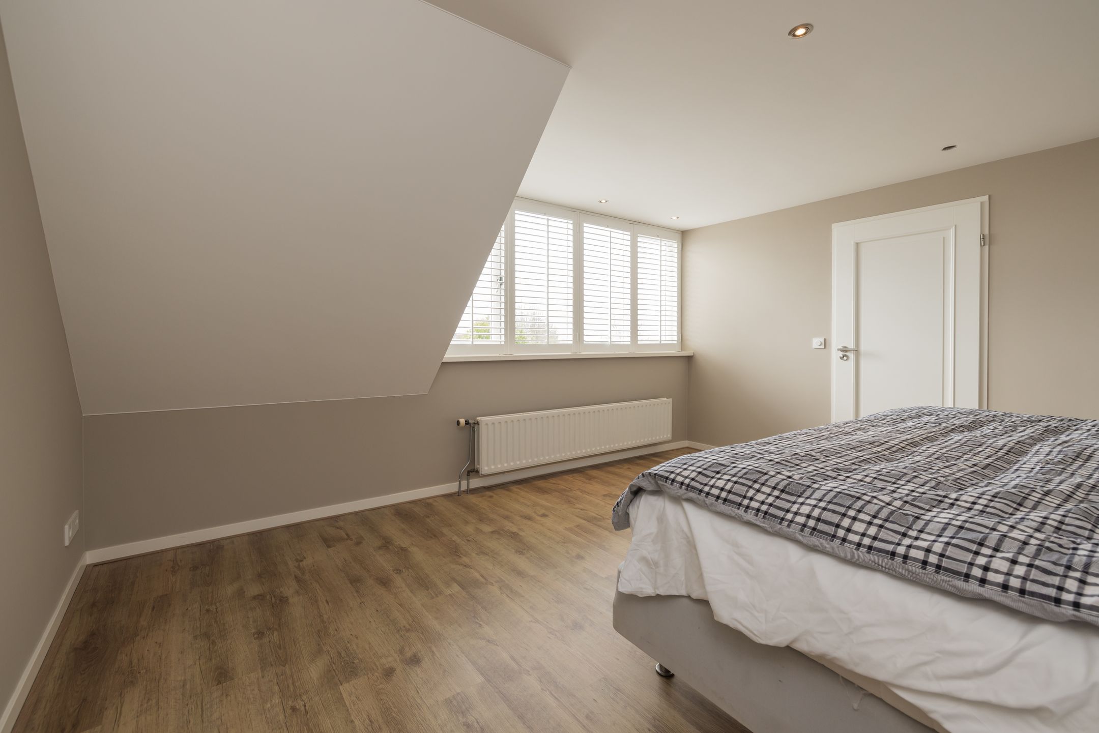 Photo 42 of Willem van der Veldenweg 21