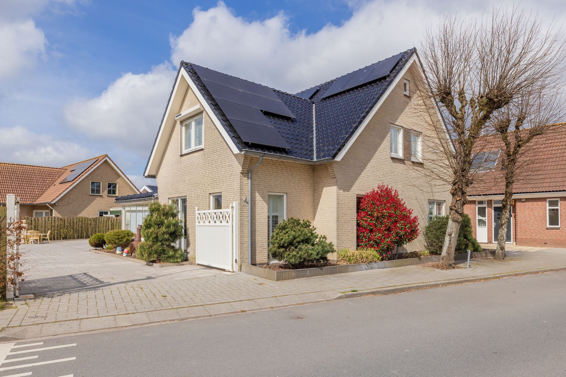 Photo 45 of Willem van der Veldenweg 21