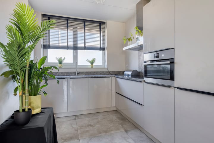 Foto 3 van Edgar du Perronstraat 82