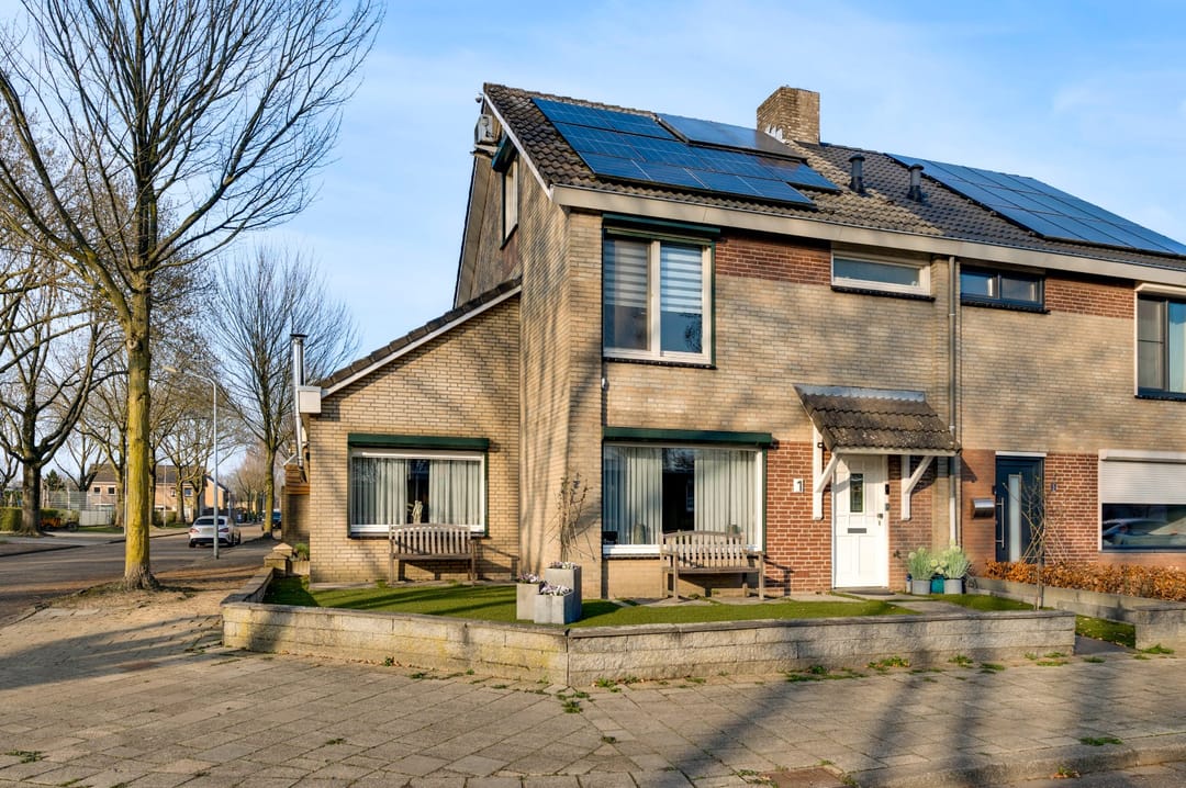 Photo 1 of Waldeck Pyrmontstraat 1