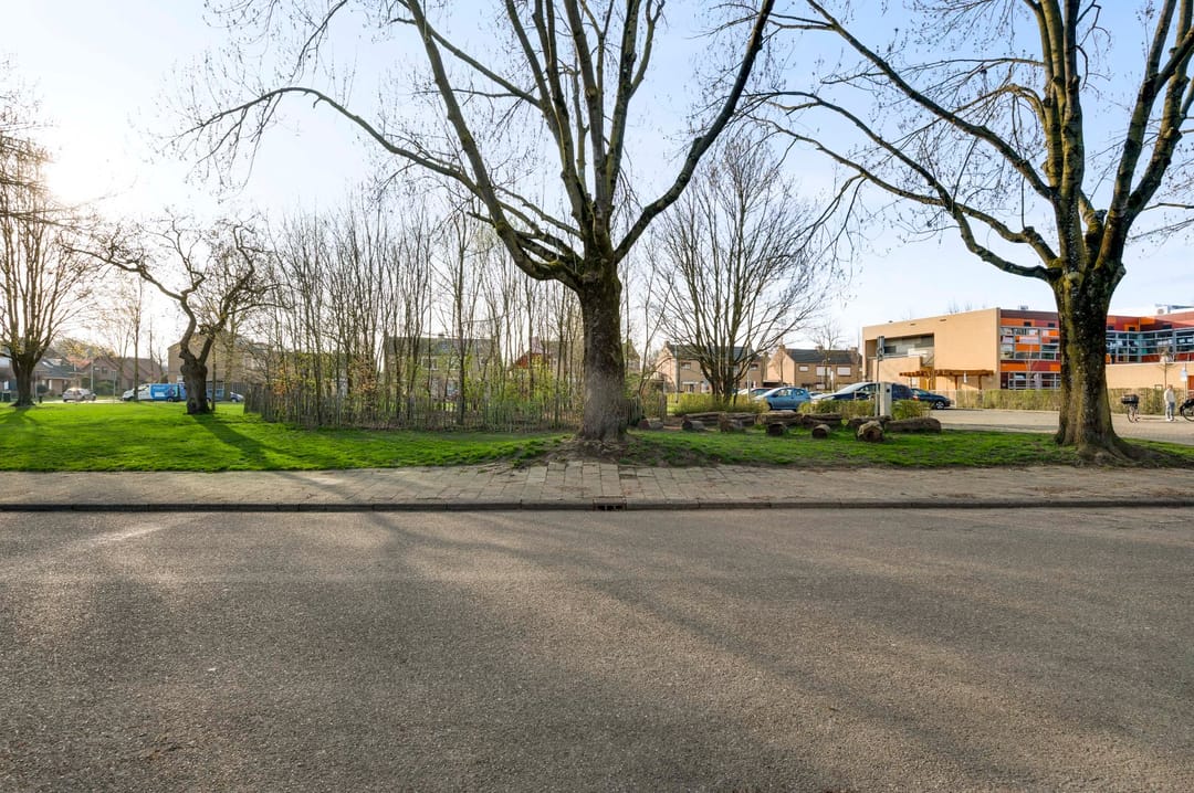 Photo 38 of Waldeck Pyrmontstraat 1