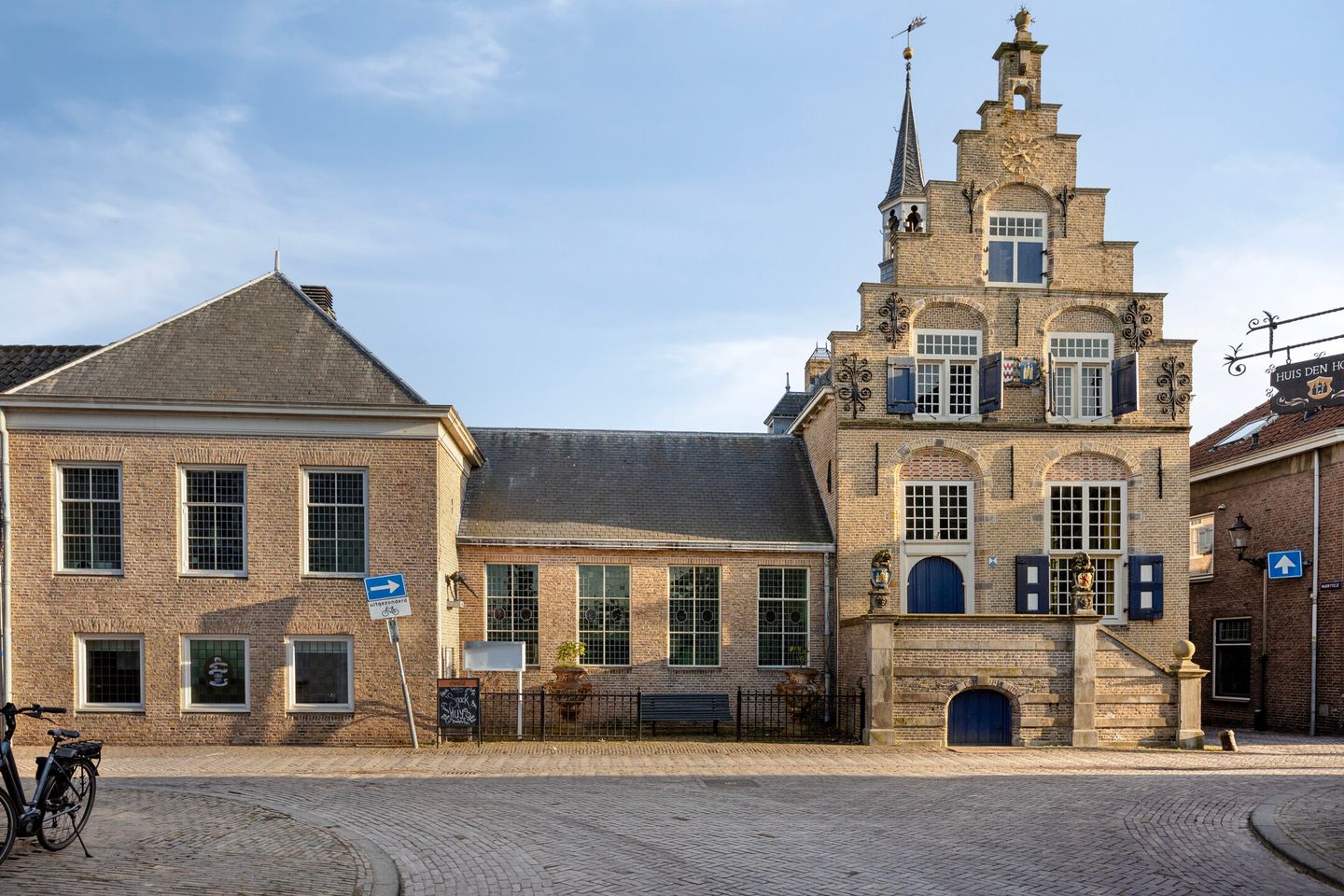 Bekijk foto 1 van Marktveld 20