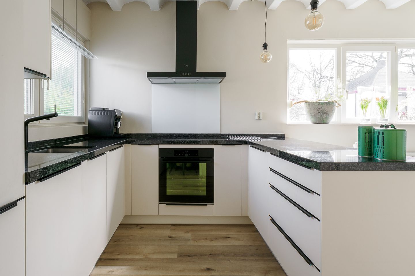 Photo 10 of Paul Pellastraat 54