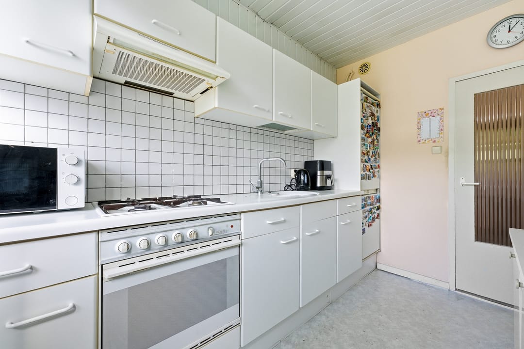 Photo 13 of Van Anrooystraat 151