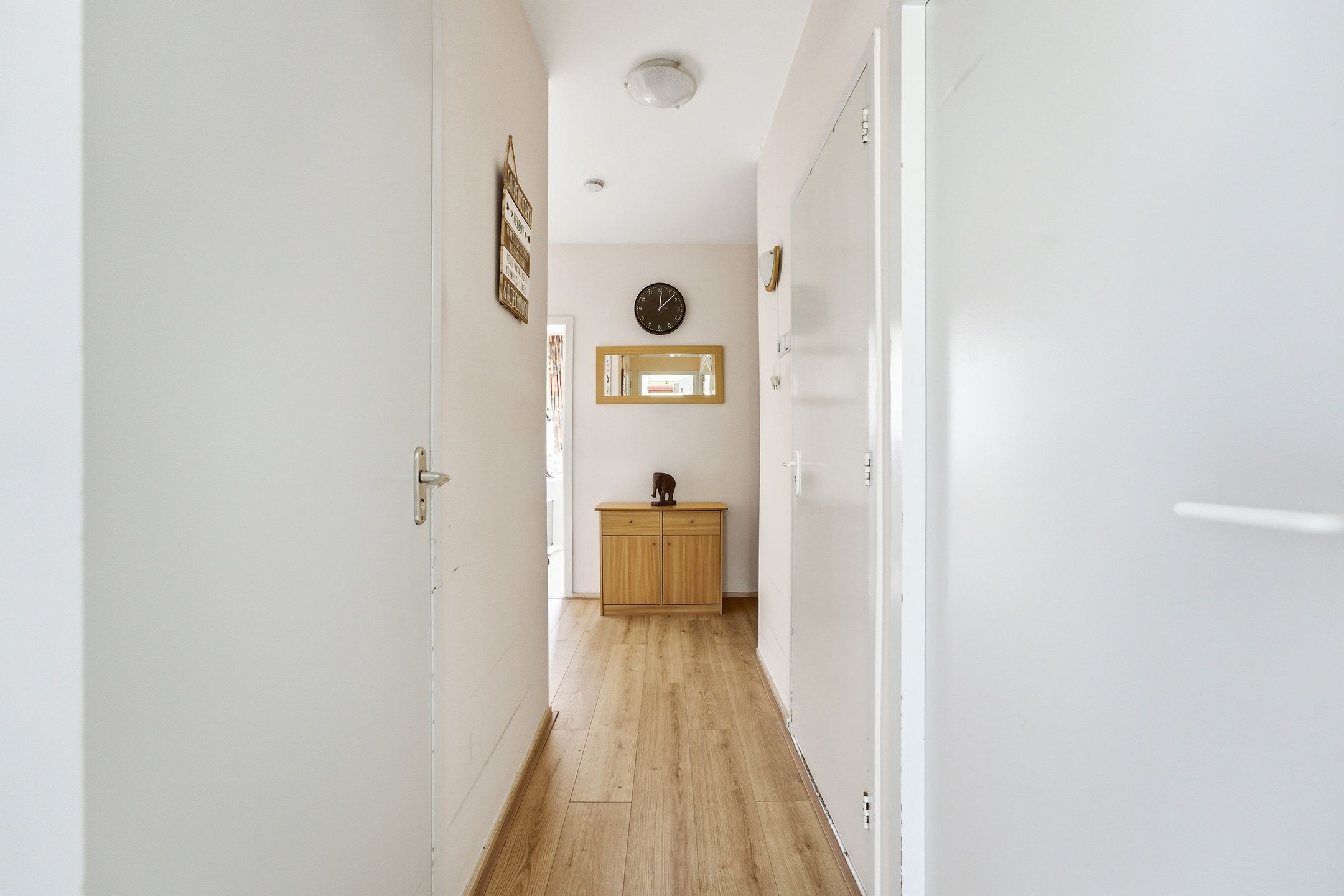 Photo 18 of Van Anrooystraat 151