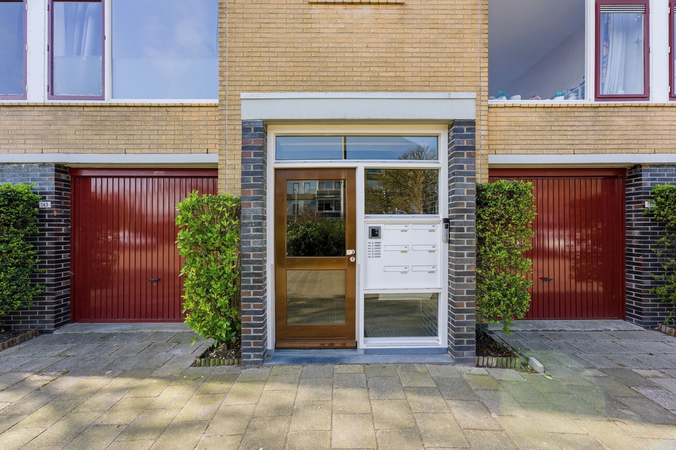 Photo 24 of Van Anrooystraat 151