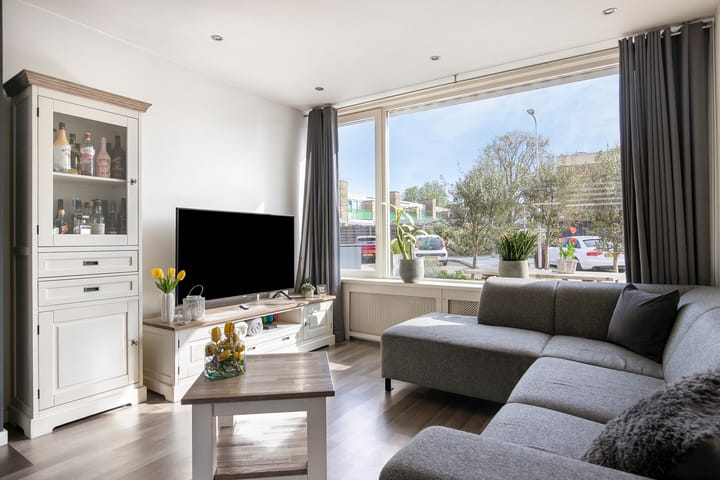 Photo 4 of van Poelgeestlaan 56