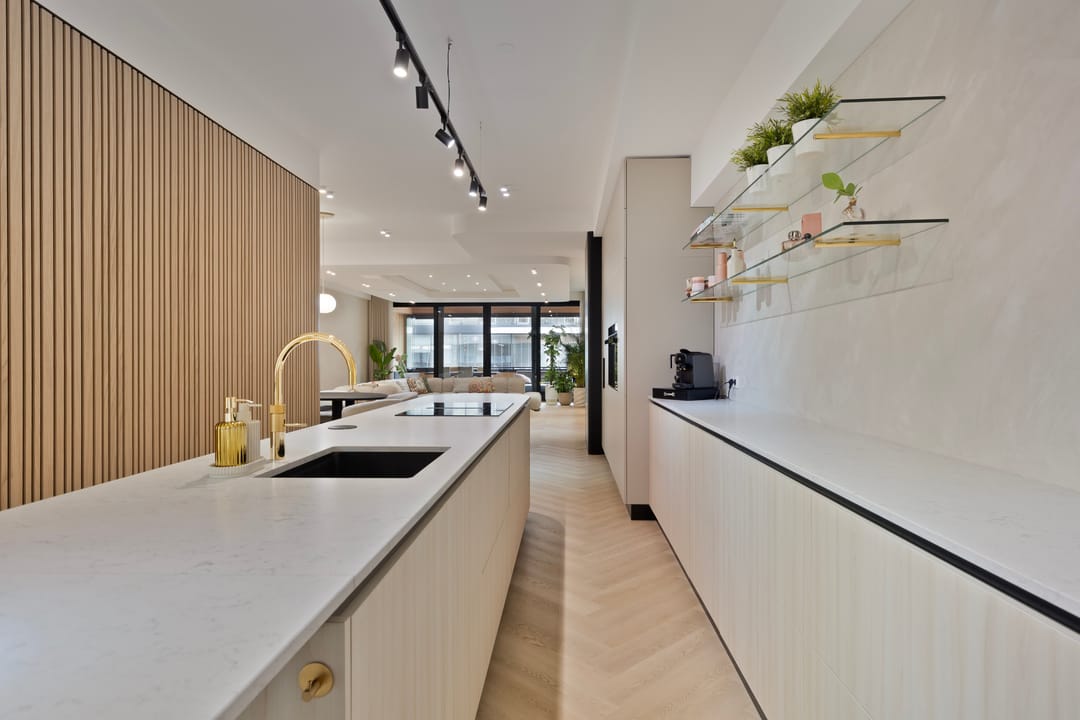 Photo 11 of Oosterweezenstraat 101-G