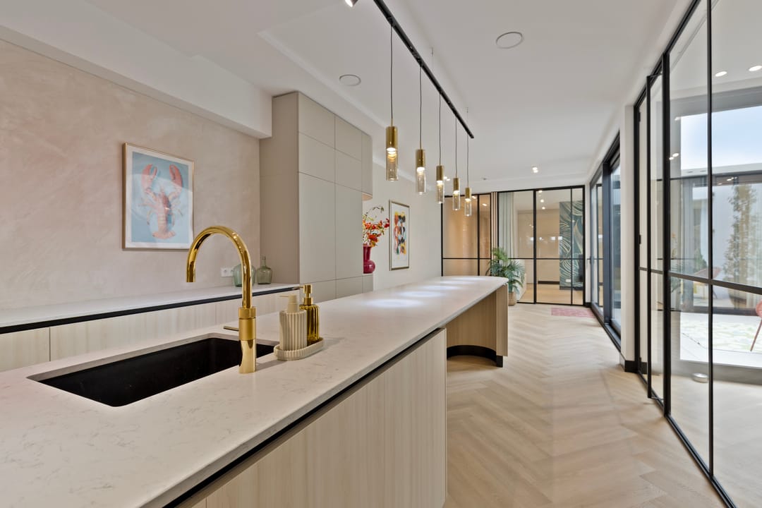 Photo 13 of Oosterweezenstraat 101-G