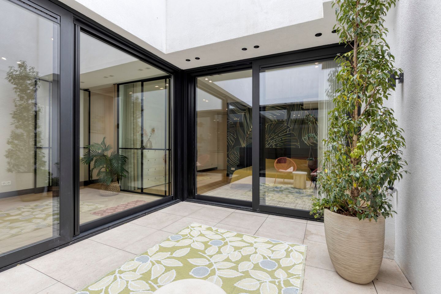 Photo 40 of Oosterweezenstraat 101-G