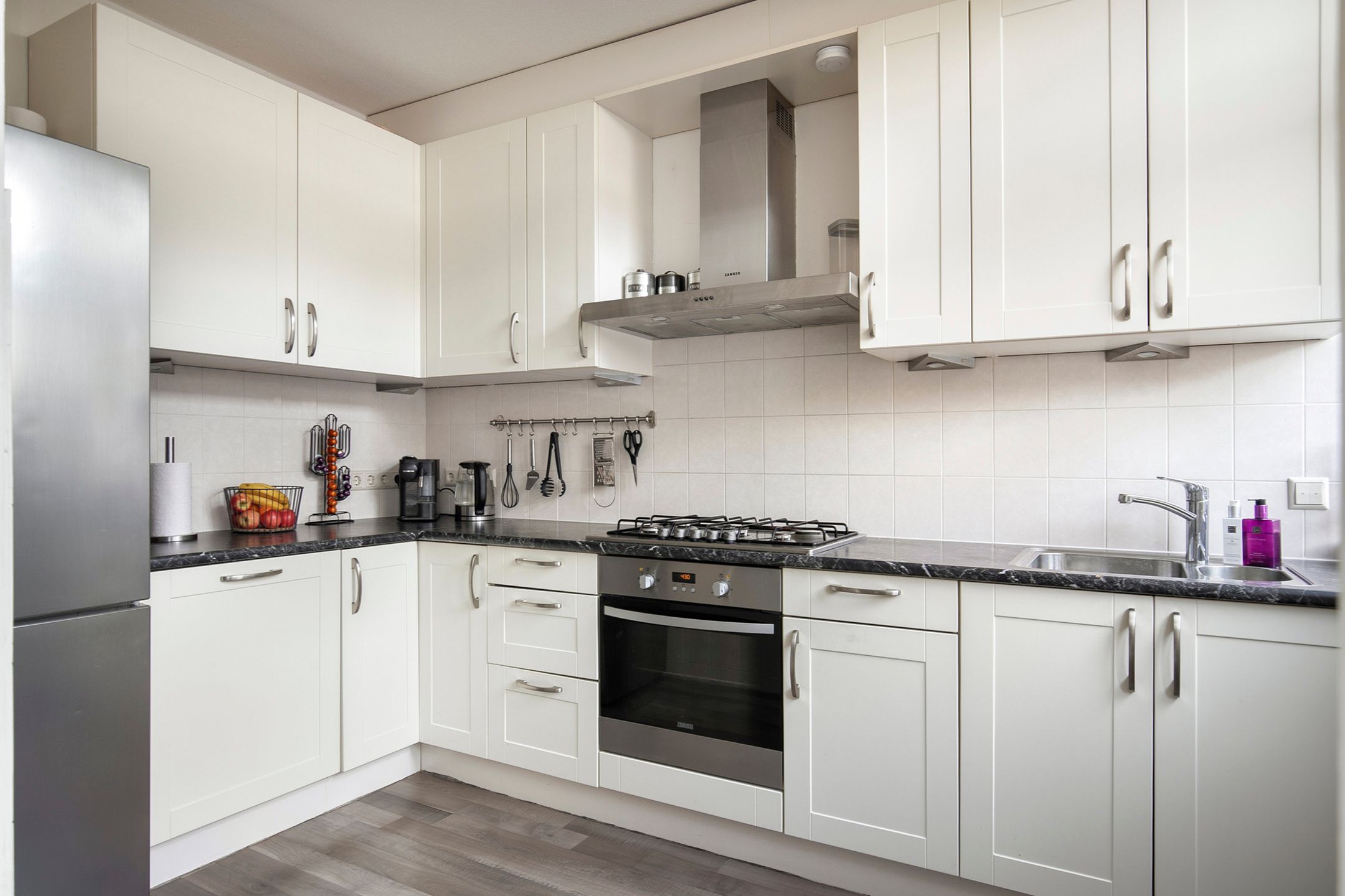 Photo 12 of van Poelgeestlaan 56