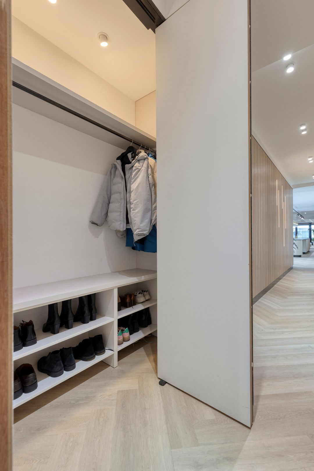 Photo 7 of Oosterweezenstraat 101-G