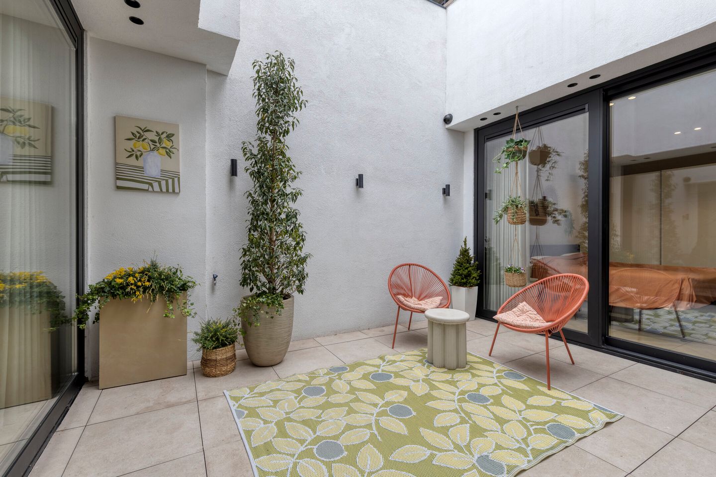 Photo 5 of Oosterweezenstraat 101-G