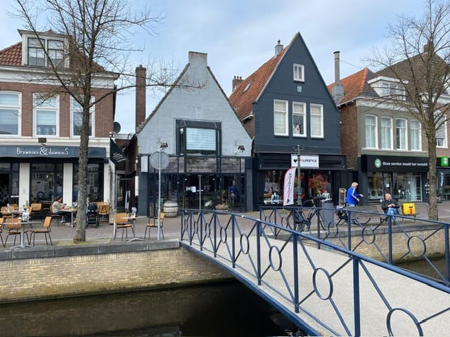View photo 2 of Lindegracht 39
