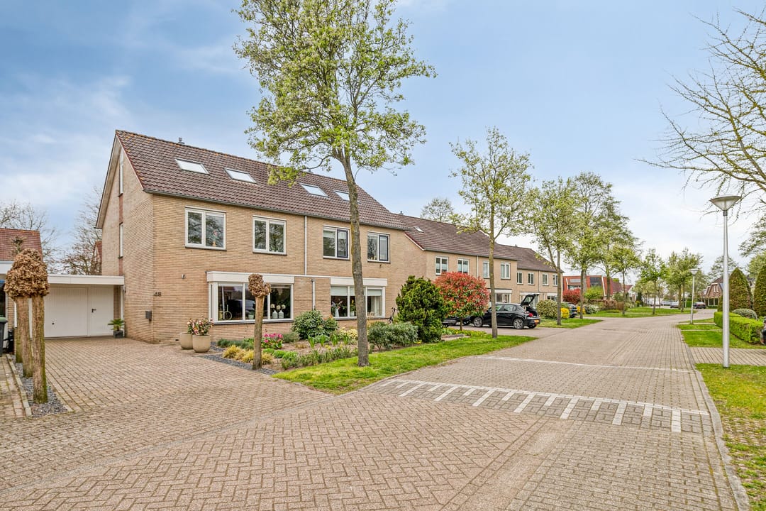 Foto 1 van Margriet 48