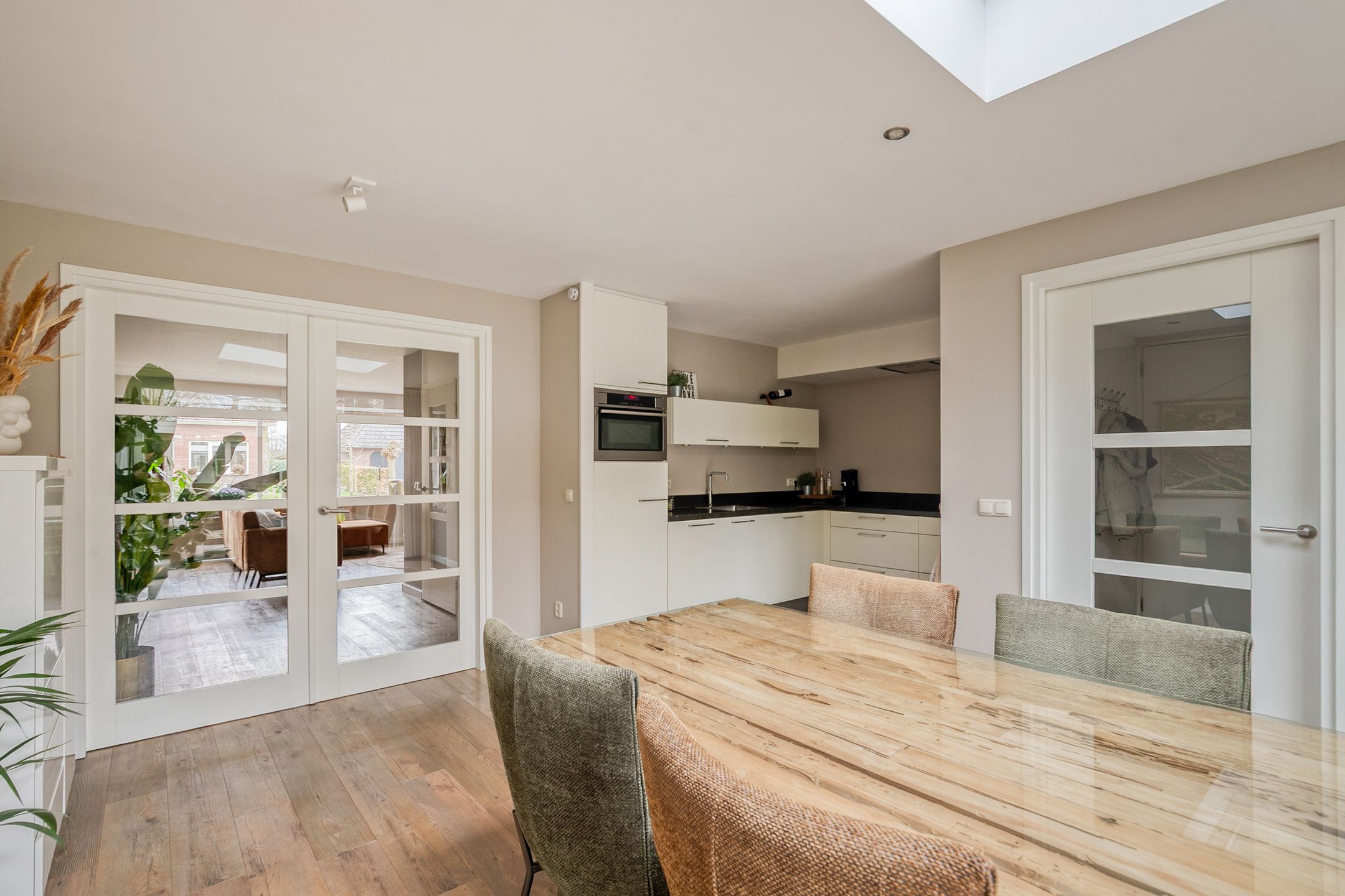 Foto 18 van Margriet 48