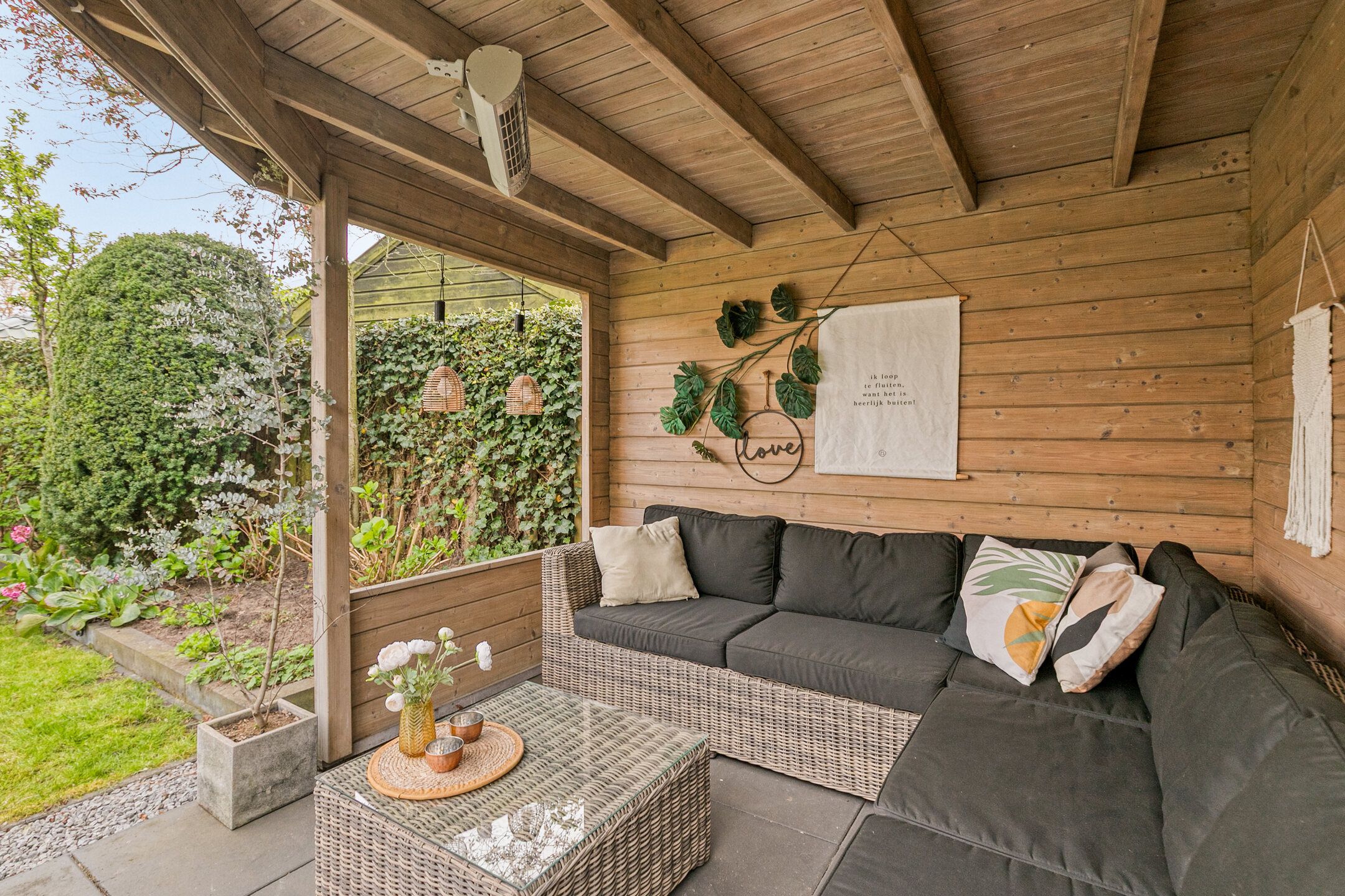 Foto 57 van Margriet 48